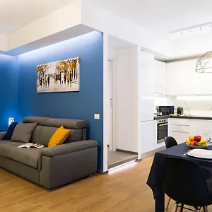 https://blue-house-central-station.italymilanhotels.net