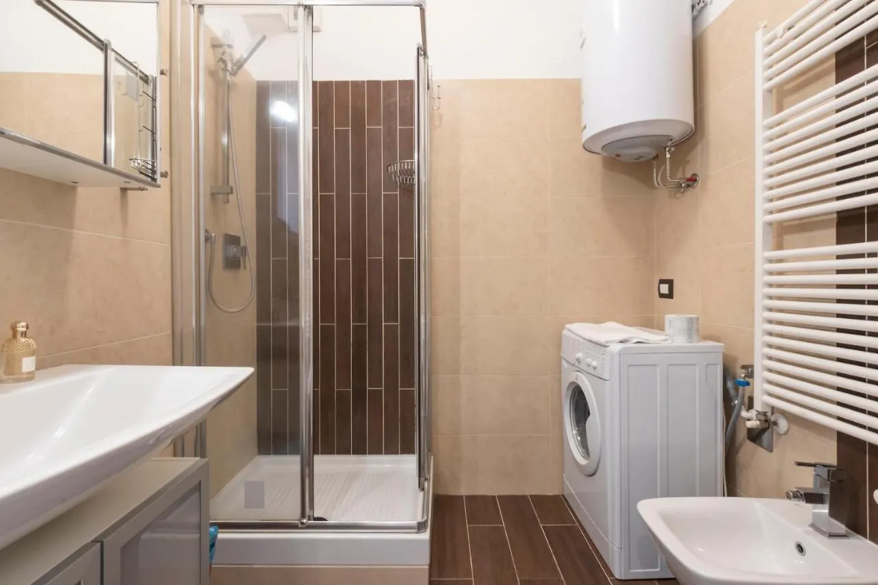 Luxury Apartment Near Bocconi Zamenhof 7 Milan 0*,  Italy