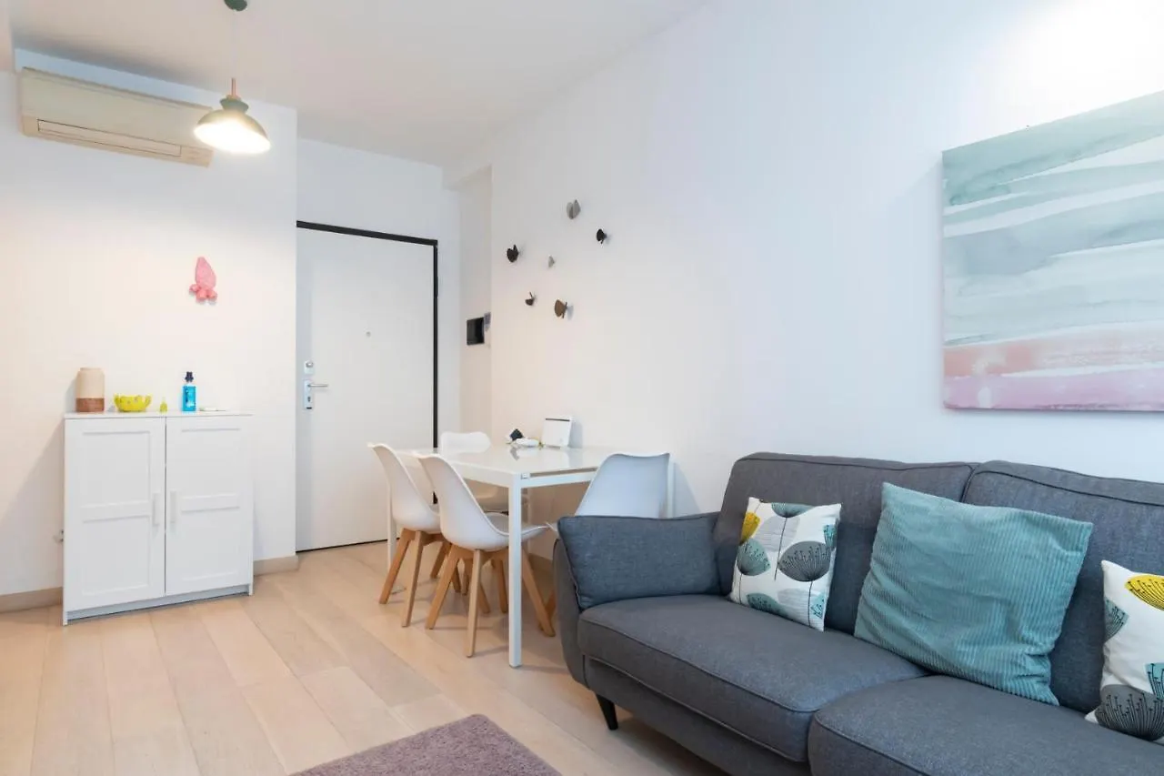 Luxury Apartment Near Bocconi Zamenhof 7 Milan