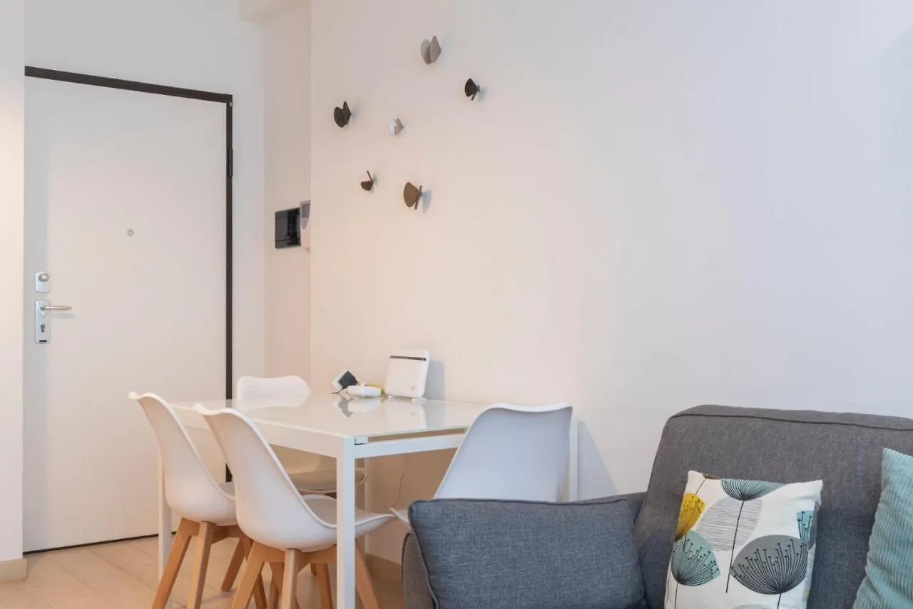 Luxury Apartment Near Bocconi Zamenhof 7 Milan 0*,