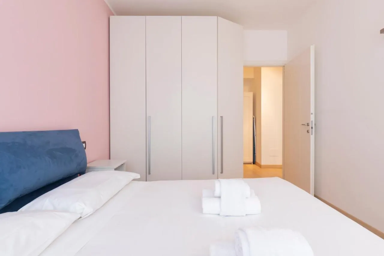 Luxury Apartment Near Bocconi Zamenhof 7 Milan